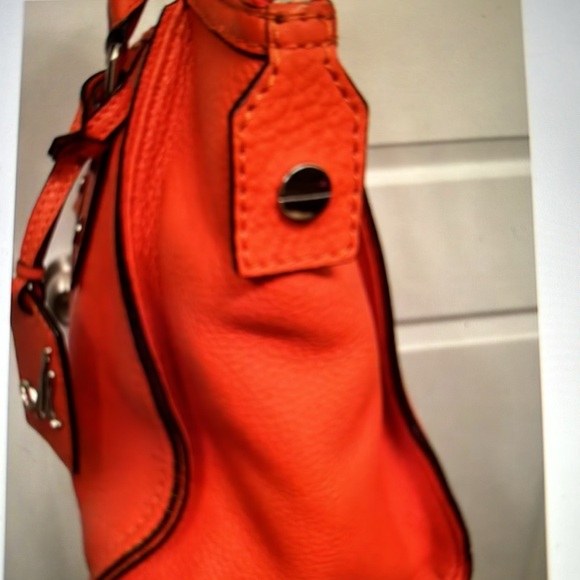 Milly Orange Leather Satchel with Detachable Khaki Shoulder Strap - Picture 5 of 8